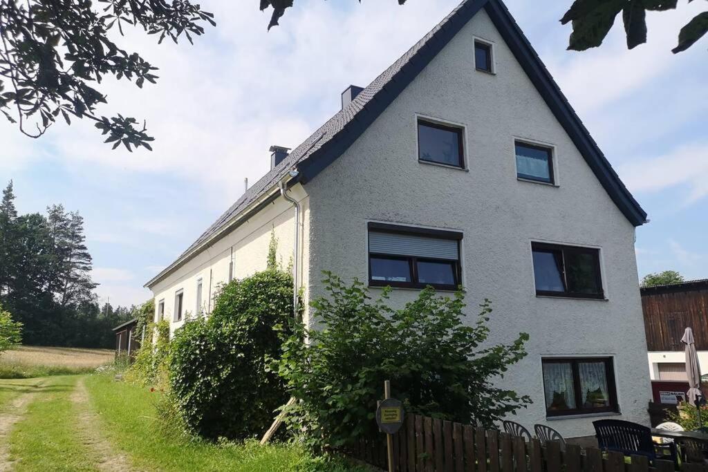 Ruhig Gelegene, Top Moderne Ferienwohnung - Hot Tub Und Sauna Gegen Aufpreis Neuhaus an Der Eger Ngoại thất bức ảnh